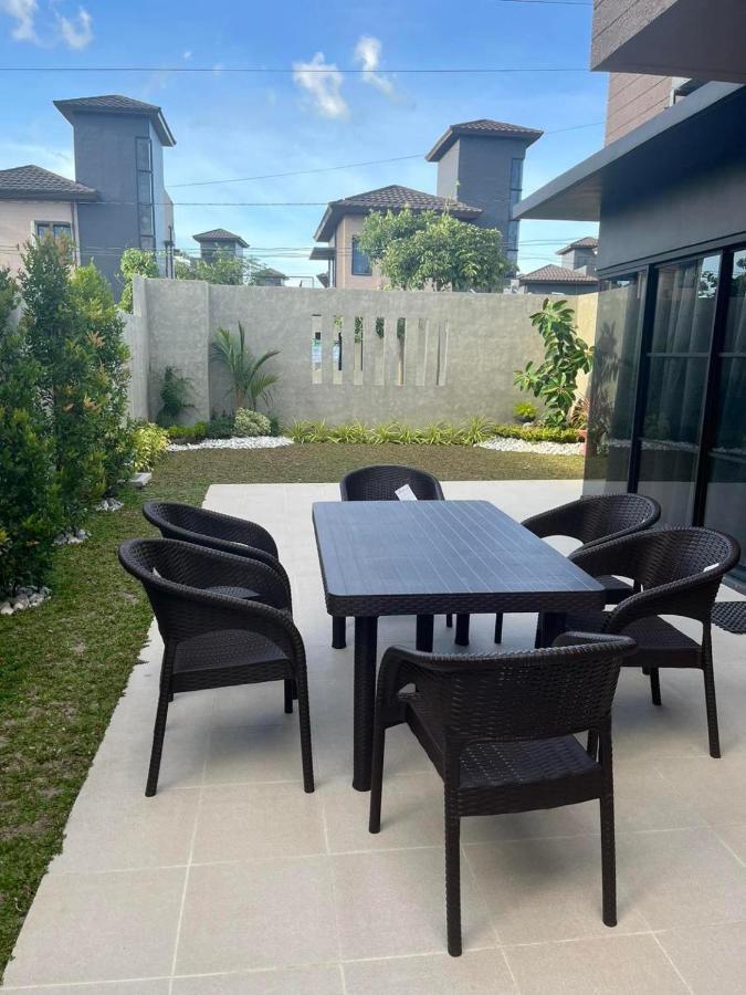 Holiday home Seafront Residences Vacation Getaway San Juan (Batangas)
